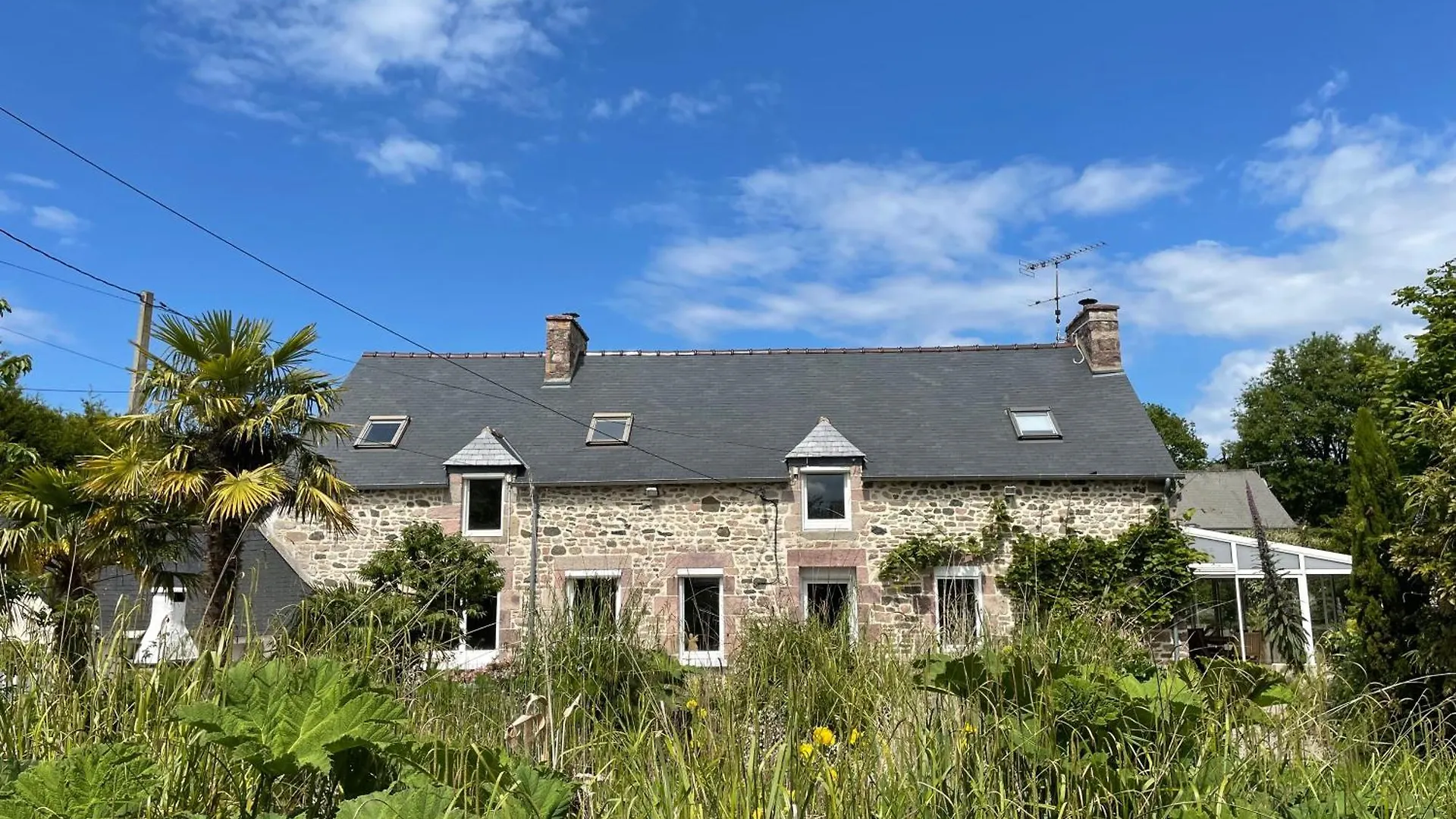 House Between Sea And Countryside Plévenon